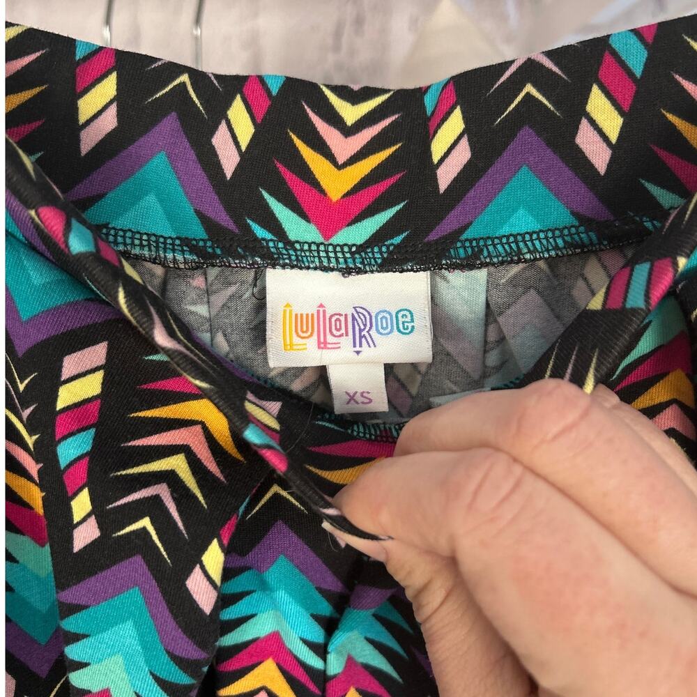 Lularoe Women's Size XS Multicolor Arrow Print A Line Flared Skirt #0148 - Picture 3 of 6